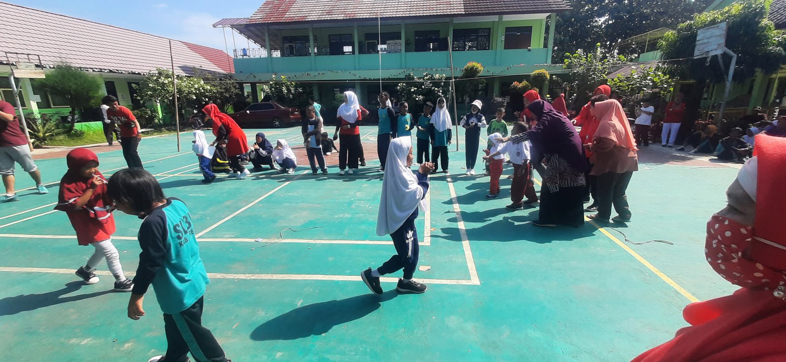 Lomba Balap Kelereng