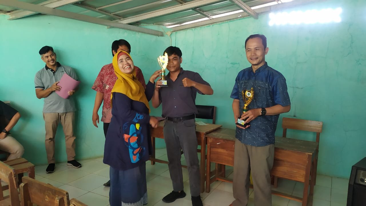 Penerimaan Trofi Piala O2SN
