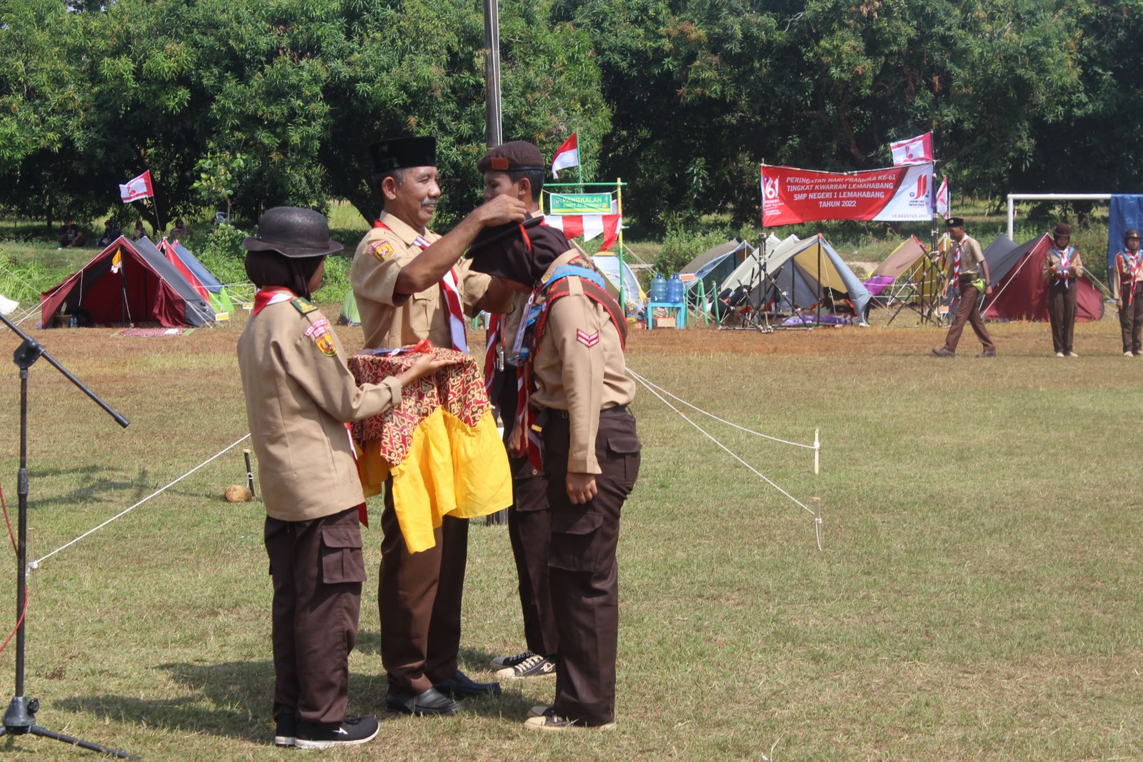 Pengambilan Medali Sebagai Penutup Acara Jambore HUT Ke-61