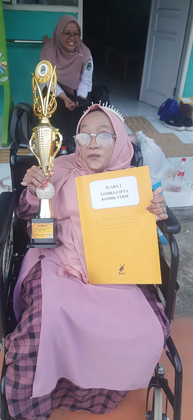Juara 2 Baca Puisi FLS2N