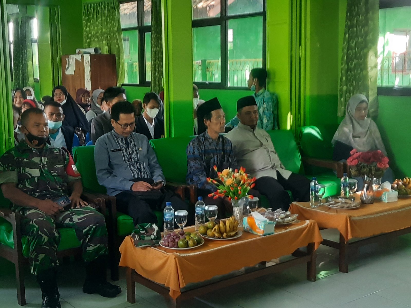 Gambar 2